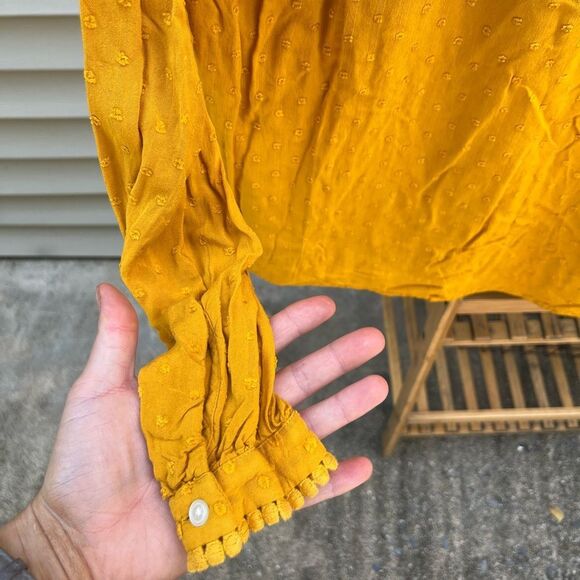 Mustard yellow womans gorgeous blouse unique pattern design - Picture 2 of 6